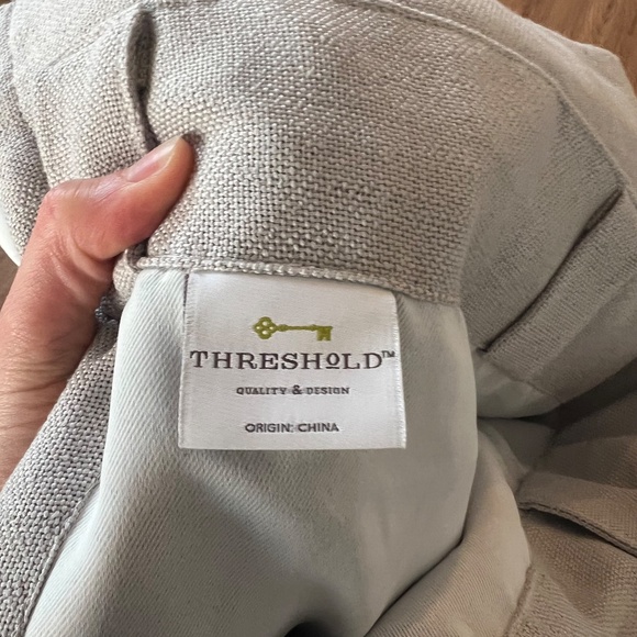 threshold linen aruba gray blackout curtain 50"W x 84"L - Picture 9 of 10